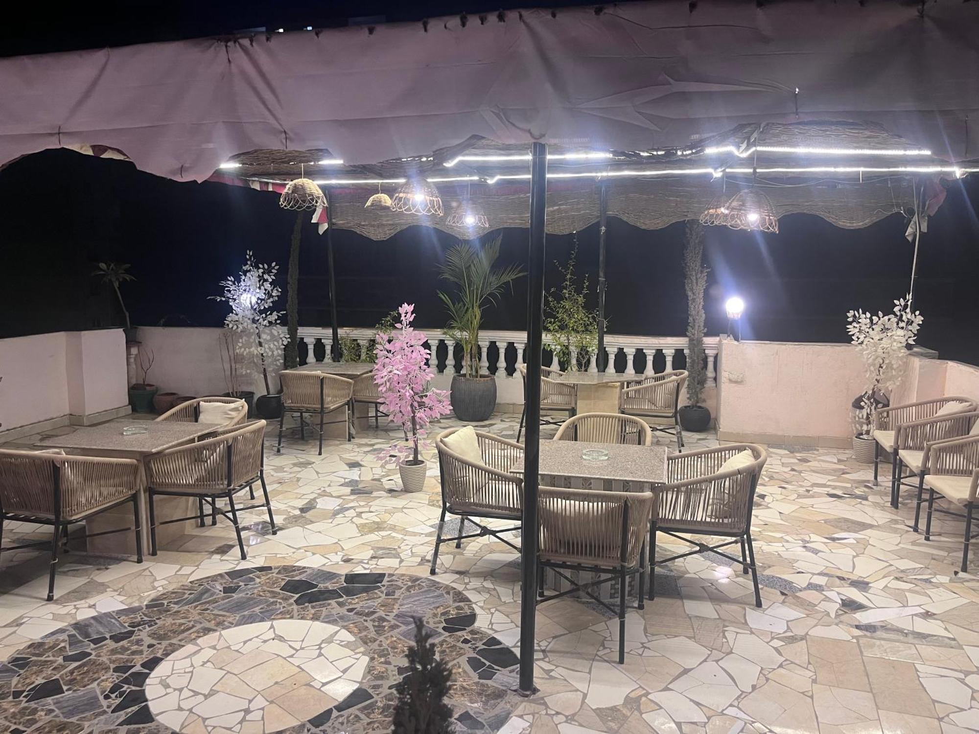 Badr Pyramids Inn Nazlet el-Sisi Екстер'єр фото